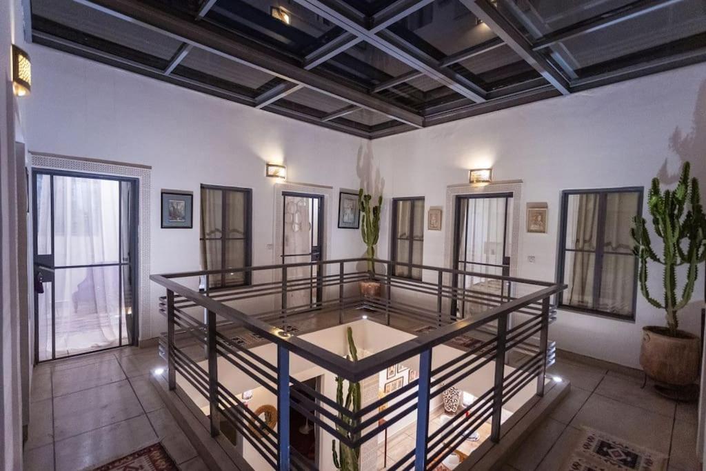 La Sarrazine: Modern Gem In The Kasbah Villa